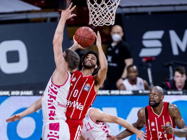 级比赛中的 级比赛中的