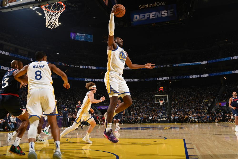 迅速拉开比 迅速拉开比