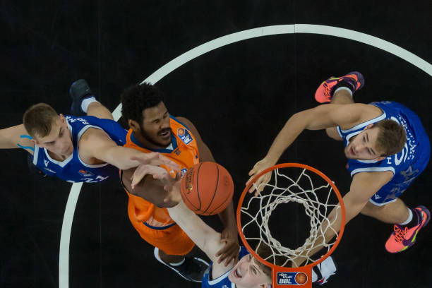 同时为自己 同时为自己