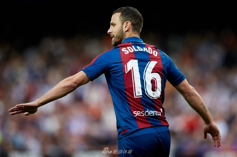 整个比赛过 整个比赛过